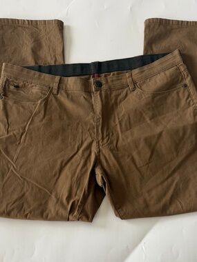 English Laundry Men's Brown Khaki Trousers Size 38 x 30 EUC